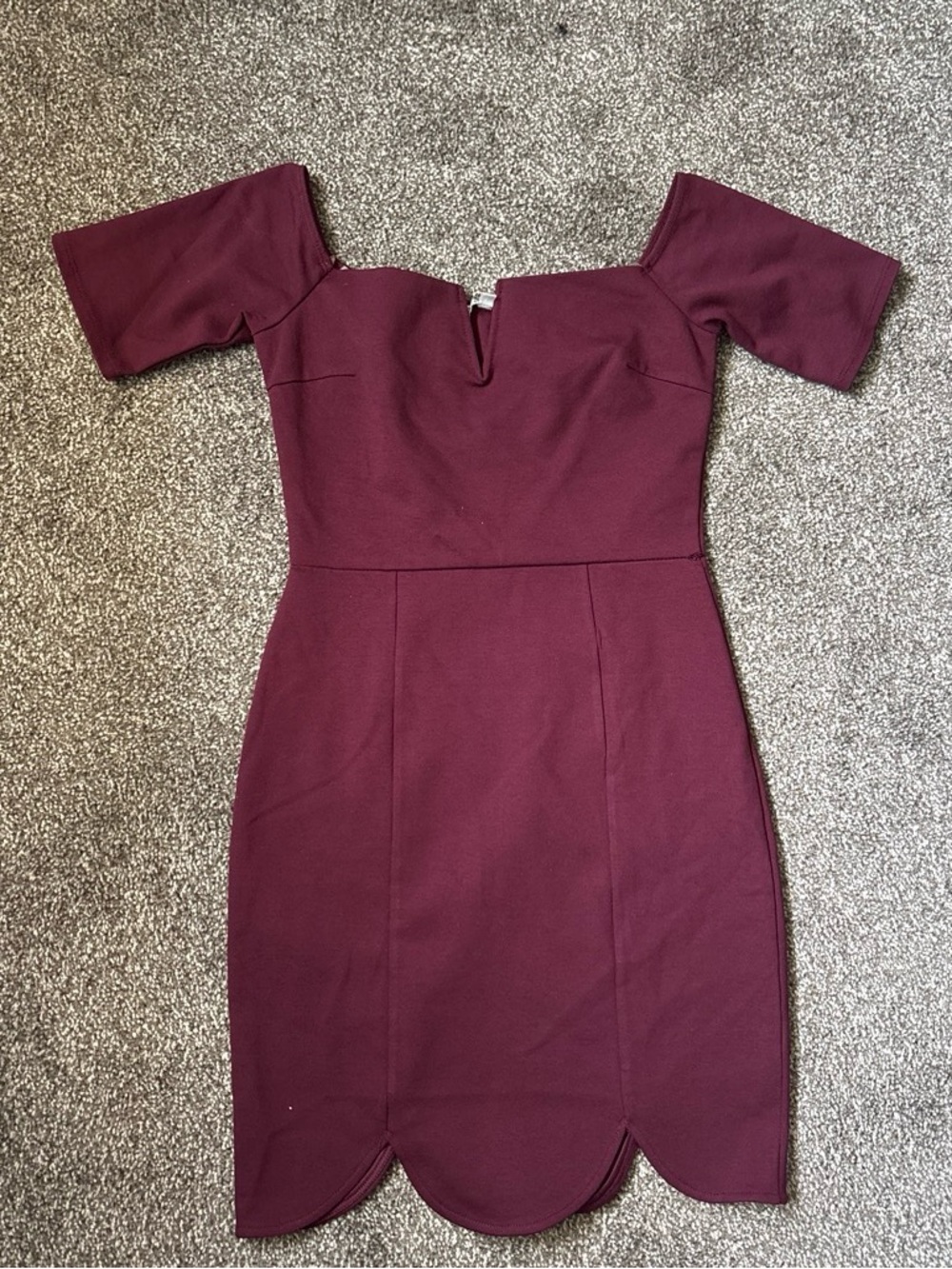 Charlotte Russe Burgundy One-Shoulder Scallop-Hem Bodycon Dress